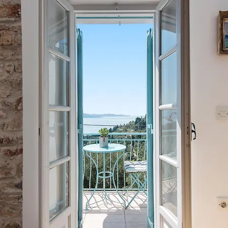 Nausica House *