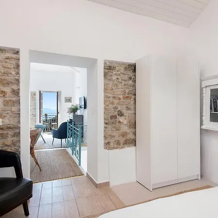 Nausica House בית נופש